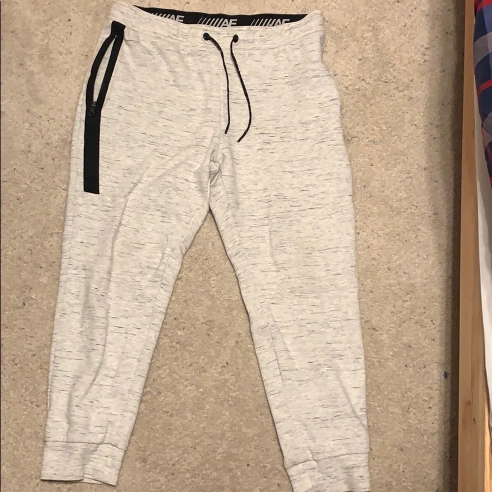 American Eagle Joggers